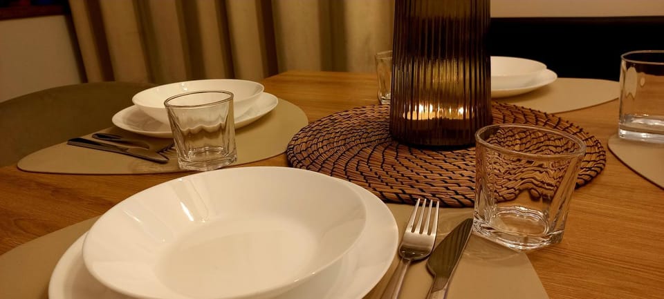 Food and drinks, Food, Drinks