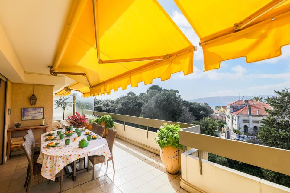 View (from property/room), Balcony/Terrace