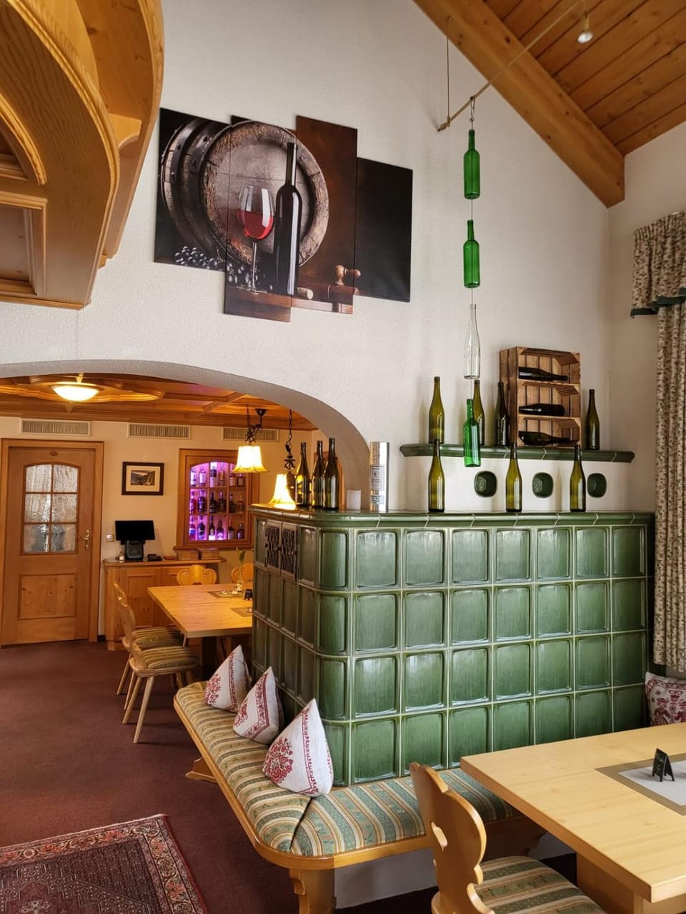 Restaurant/places to eat