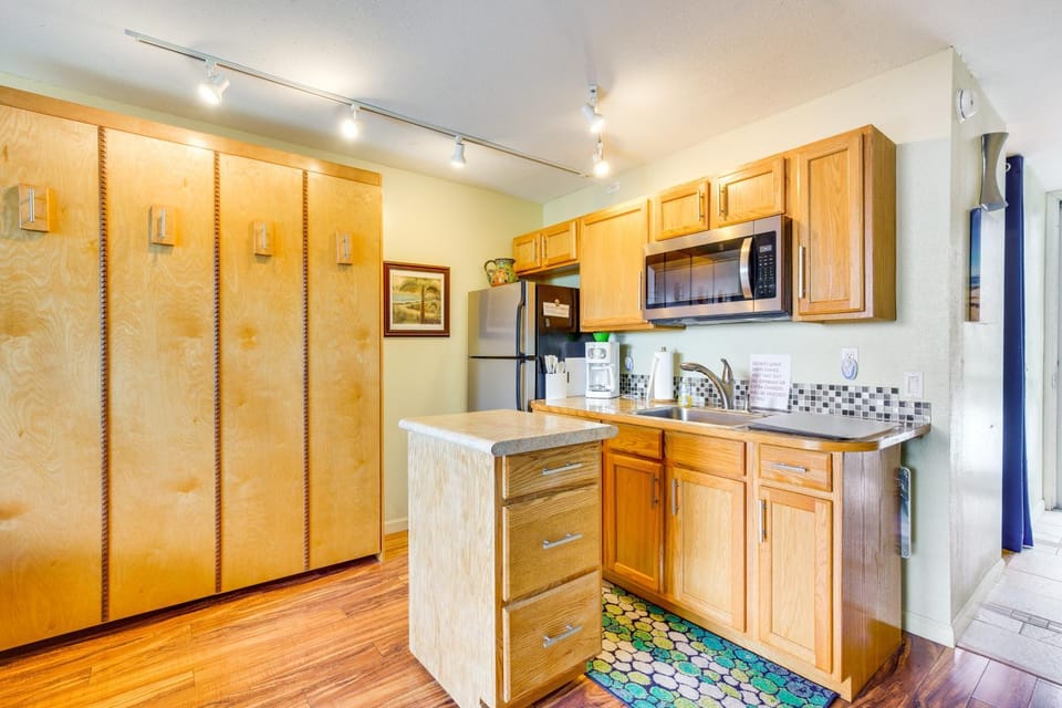 Tropical Kailua-Kona Escape < 7 Mi to Keauhou Bay! House in Holualoa