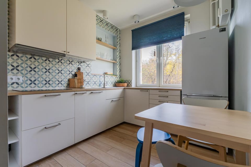 Kitchen or kitchenette, Dining area, dishwasher, oven, pet friendly, stove