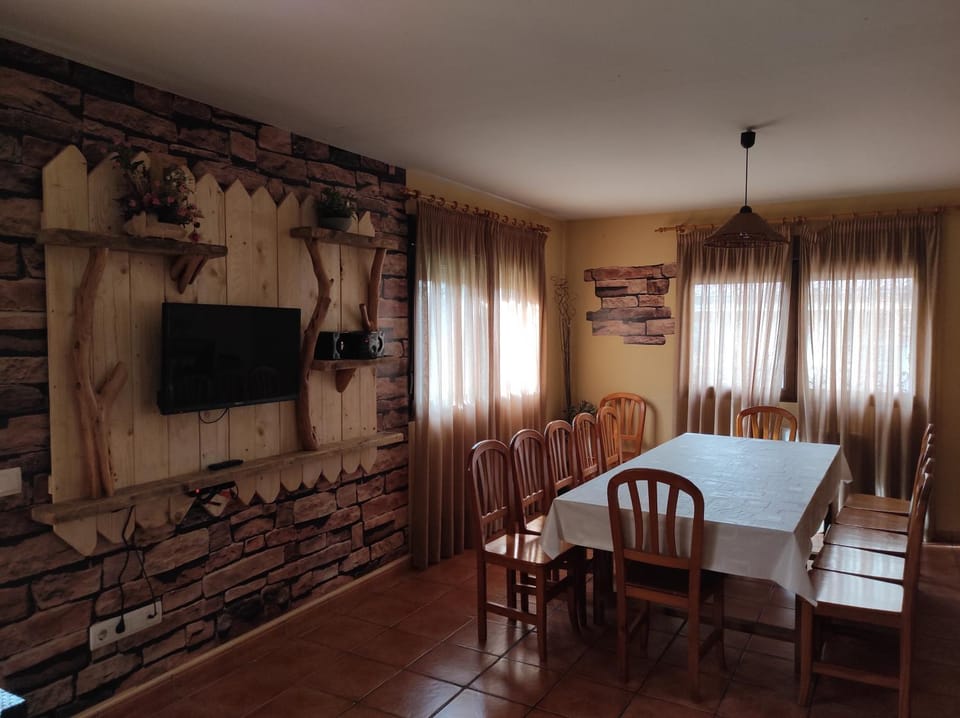 Los Alisos Casa Rural House in Sierra Norte