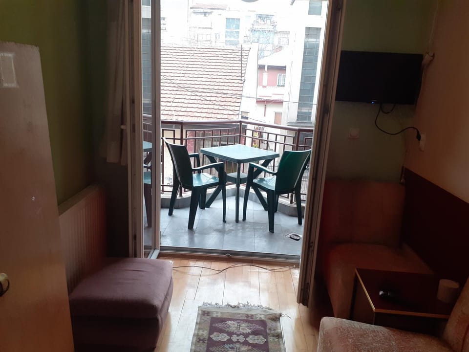 View (from property/room), Balcony/Terrace, Seating area