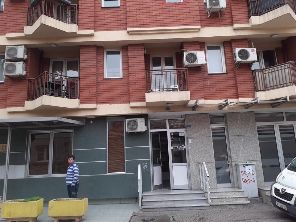 Property building, Day, Balcony/Terrace, Street view, air conditioner