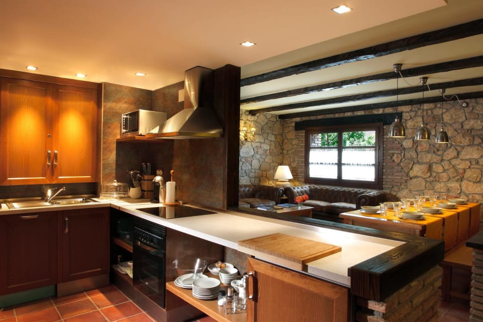 Communal lounge/ TV room, Communal kitchen