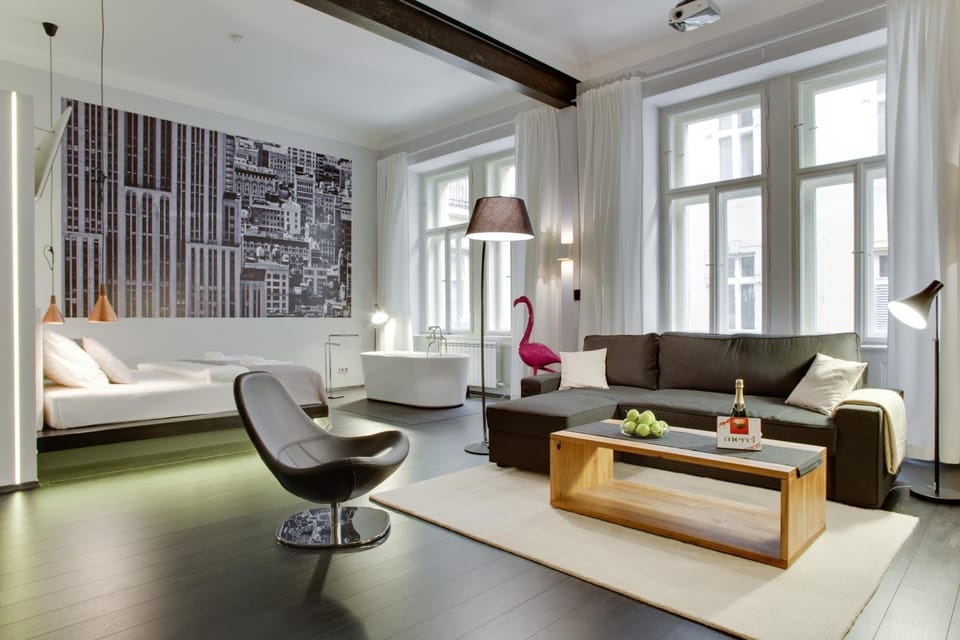 Living room, Seating area