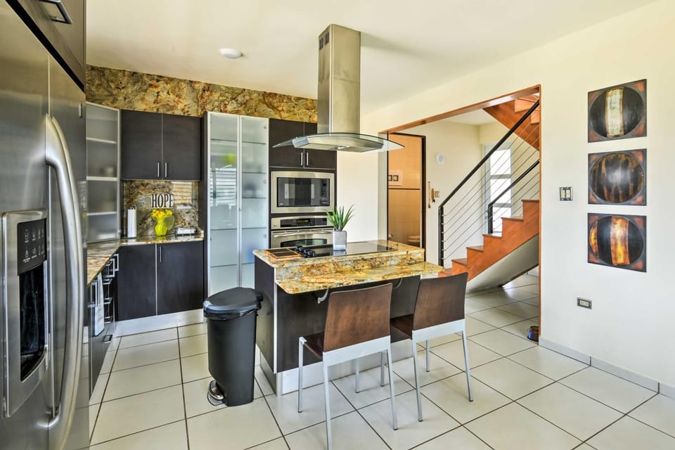 Oceanside Vega Baja Beach House Paradise w/ Views! House in Vega Baja