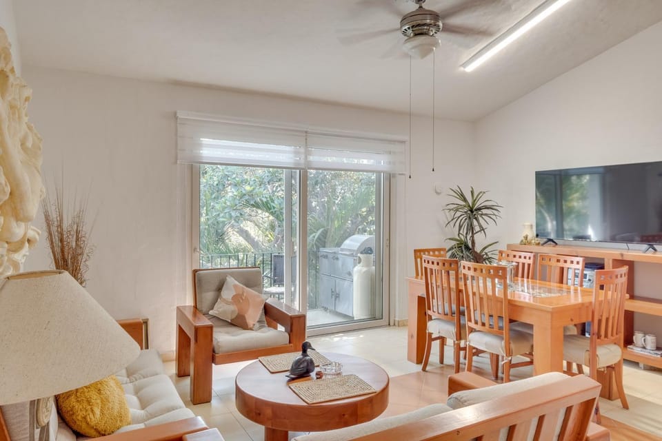 Puerto Vallarta Hideaway w/ Balcony & Pool! House in Puerto Vallarta