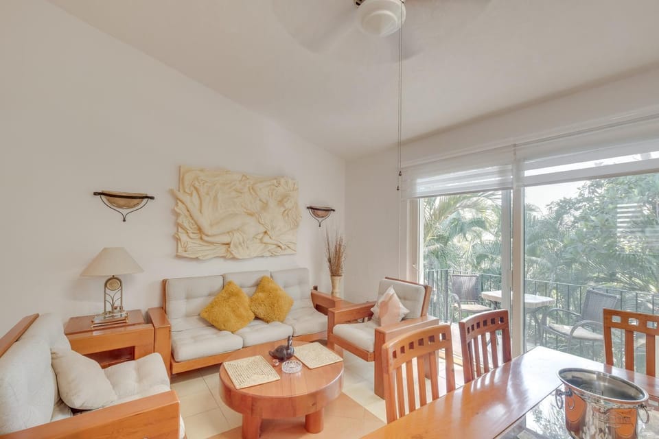 Puerto Vallarta Hideaway w/ Balcony & Pool! House in Puerto Vallarta