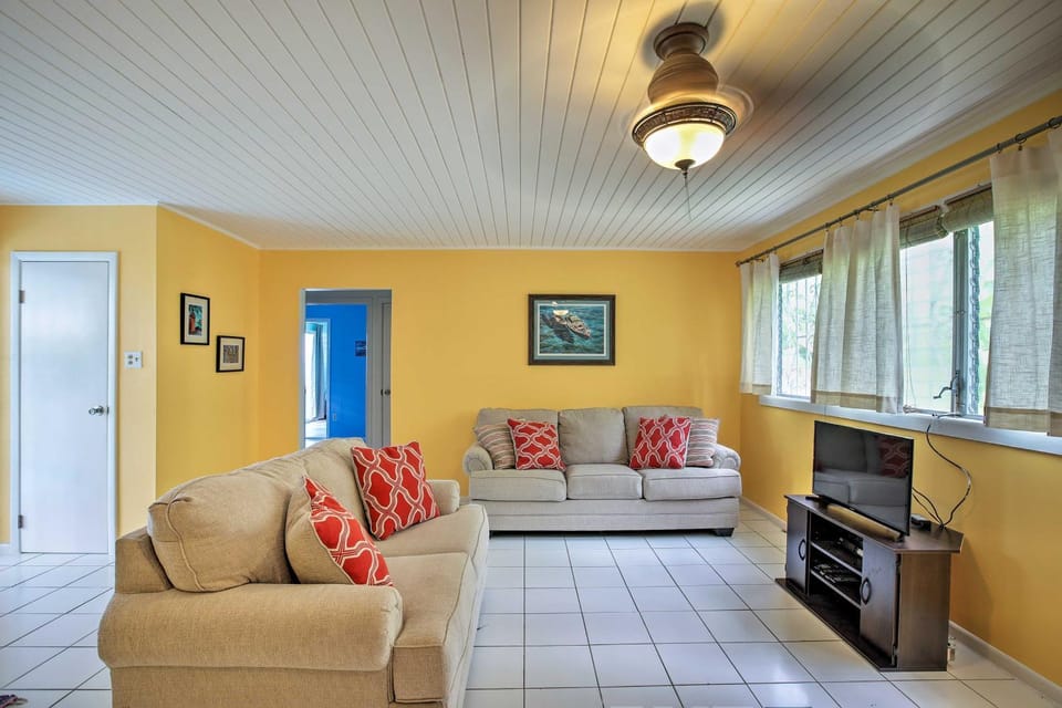 St Croix Home w/ Caribbean Views - 1 Mi to Beach House in St. Croix