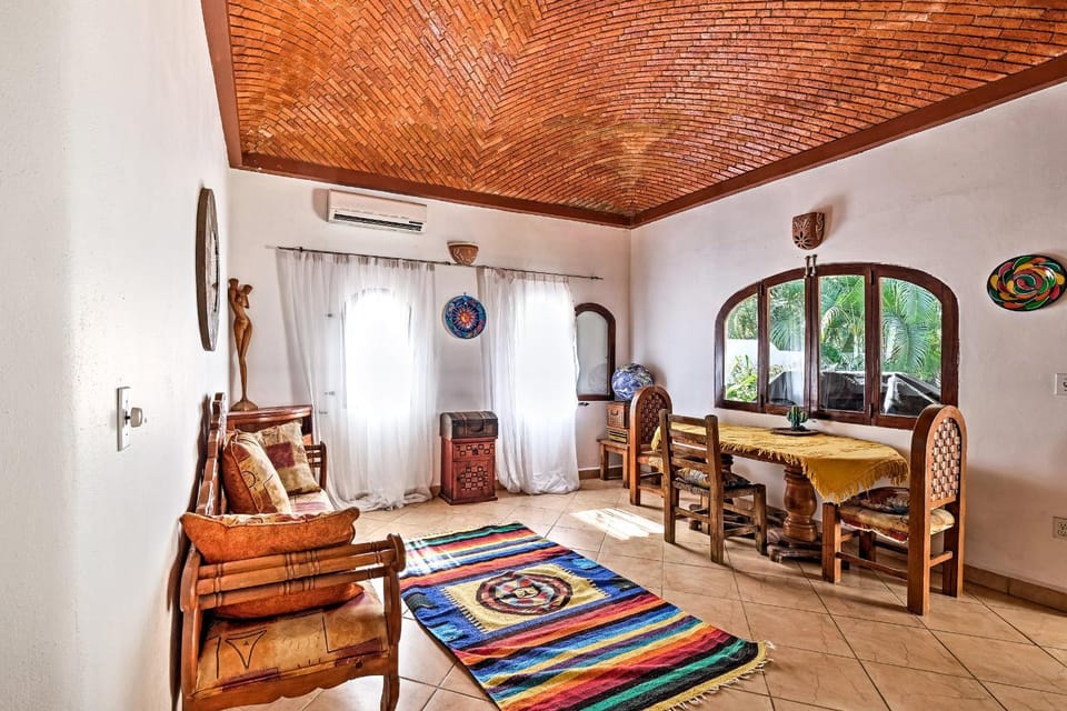 Tropical Sayulita Condo w/ Patio & Beach Access! House in Sayulita