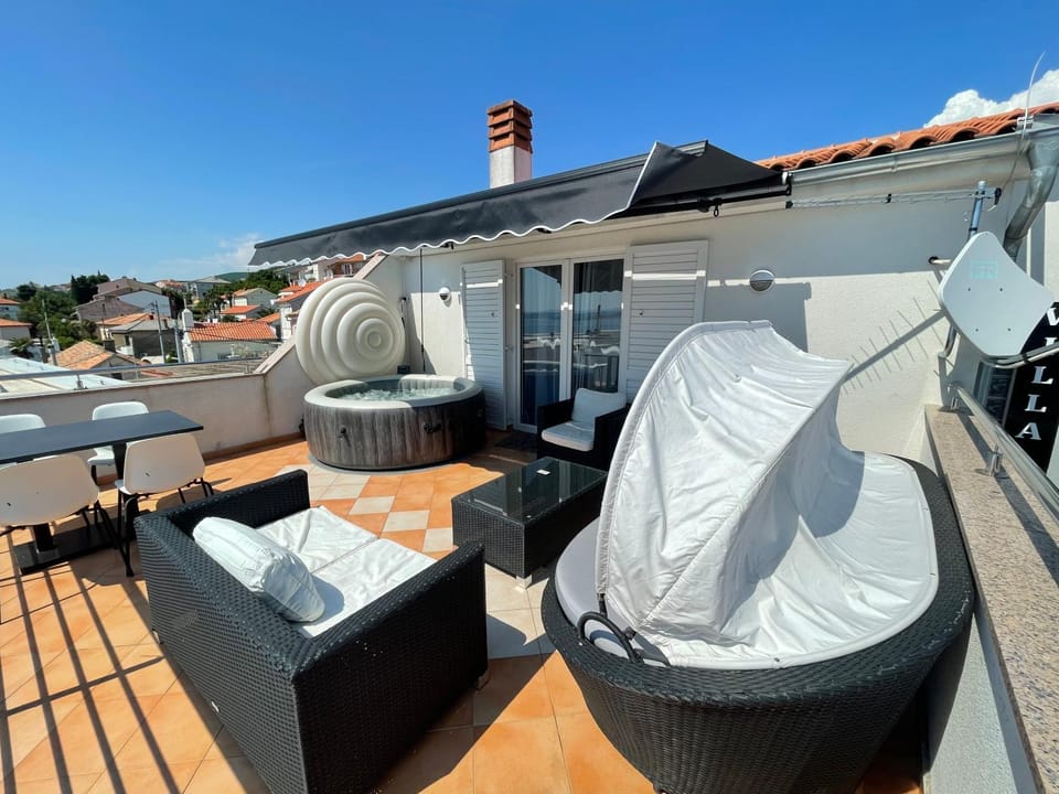 Villa Domgjoni Crikvenica Apartment in Crikvenica