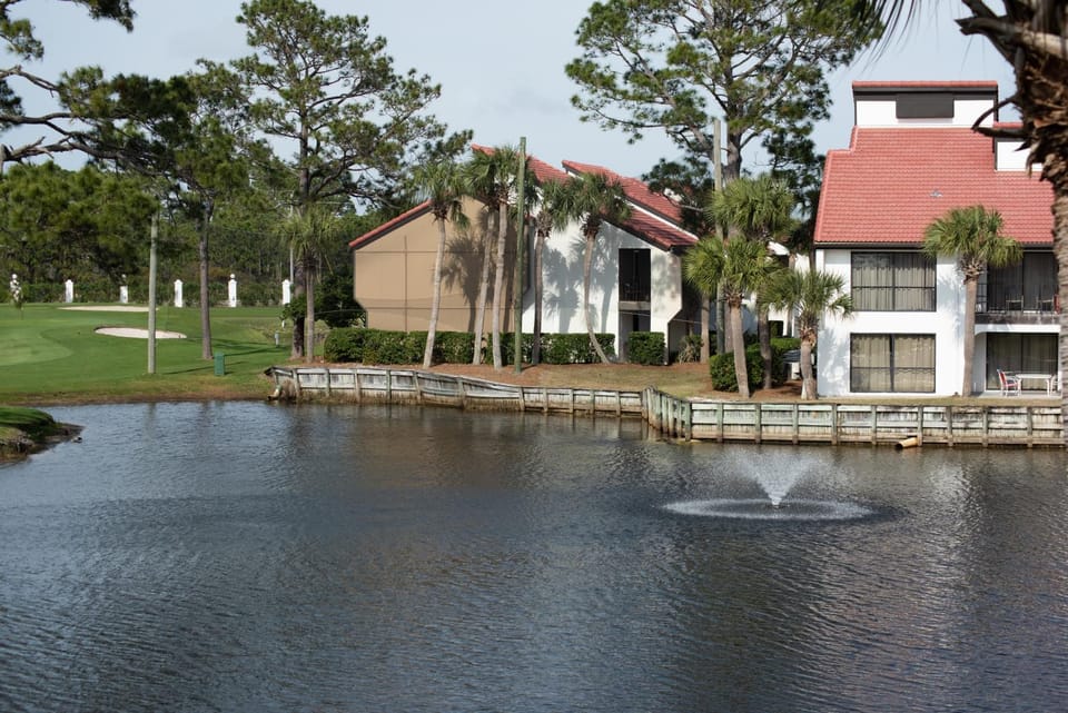 Edgewater Villa 907 'Flamingo Sunset' House in Panama City Beach