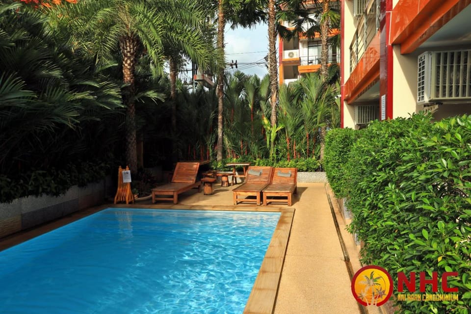 Swimming pool, Swimming pool