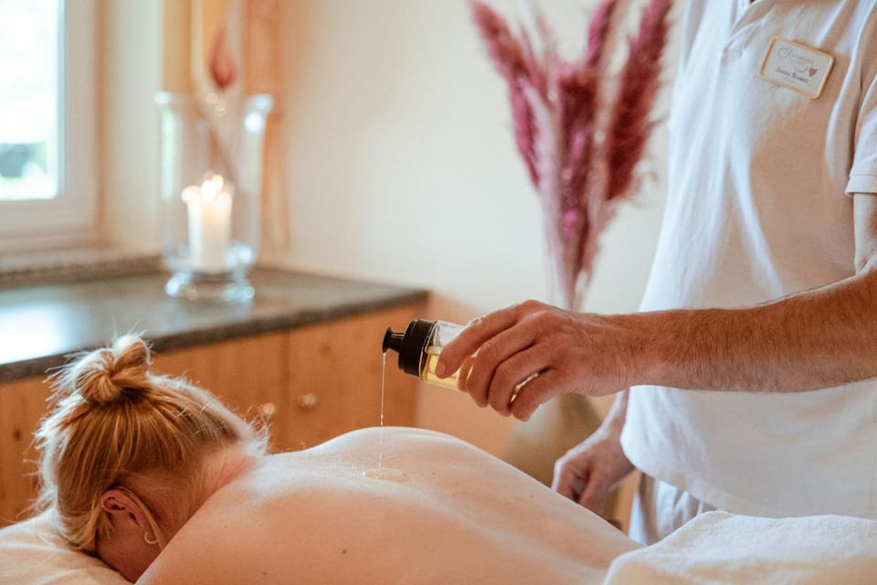 Massage, Spa and wellness centre/facilities