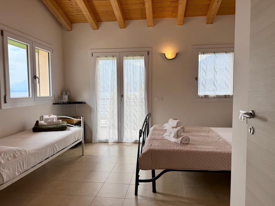 Camping Antonio Campground/ 
RV Resort in Brenzone sul Garda