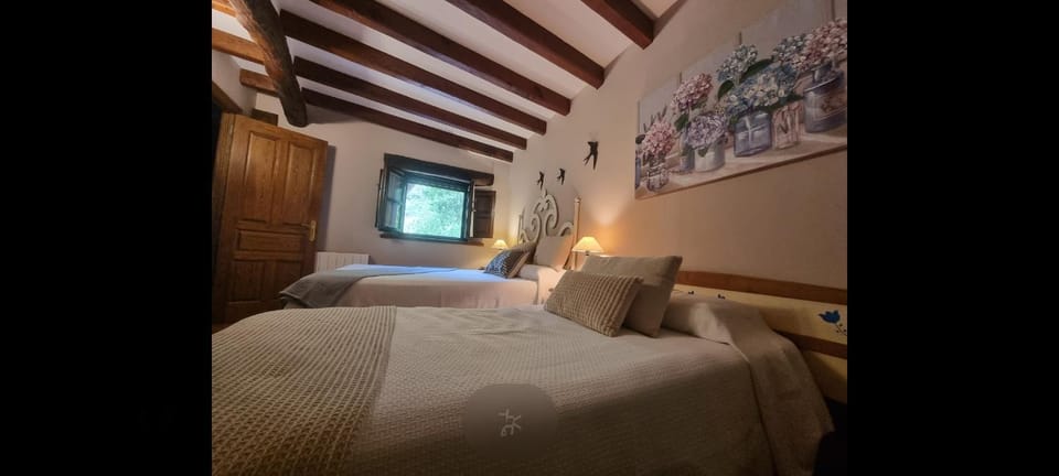 APARTAMENTOS LA COTERA - BARRIO DE ARRIBA segunda entrada 2 Apartment in Cantabria
