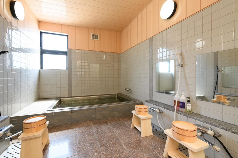 Bathroom, Public Bath