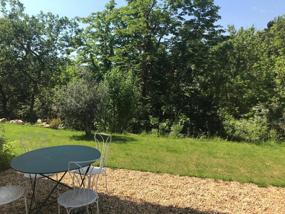 Dining area, Garden view