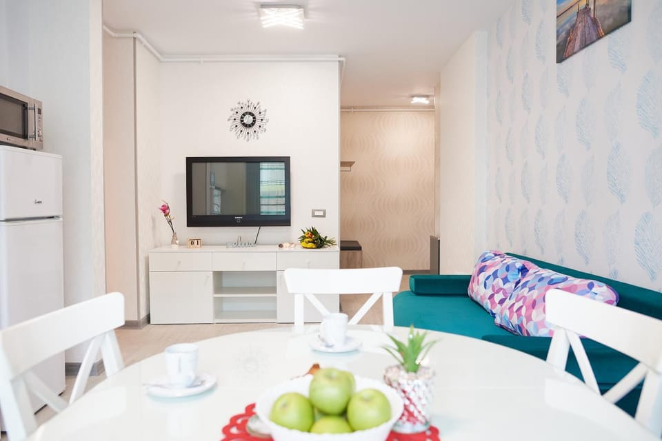 Aquamarin 2BD apt Spa n Pools Beach resort Apartment in Constanța County