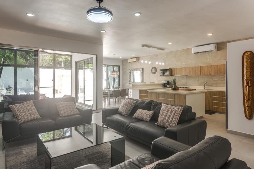 1 Mi to Beach: Luxe Playa Del Carmen Home w/ Pool House in Playa del Carmen