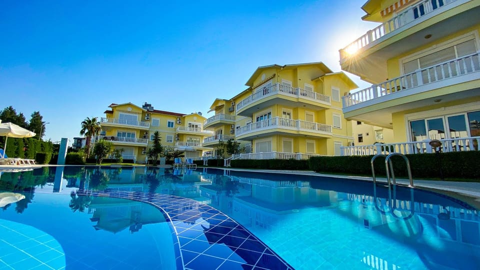 Property building, Swimming pool