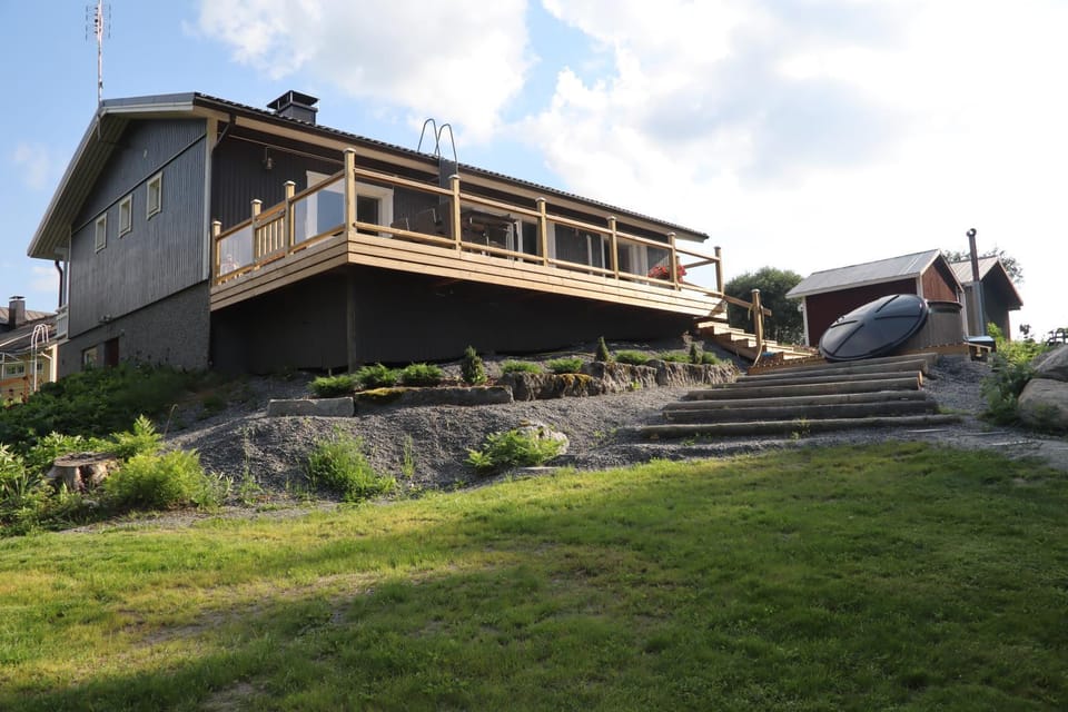 Patio, Summer, BBQ facilities, Garden, Hot Tub, Balcony/Terrace
