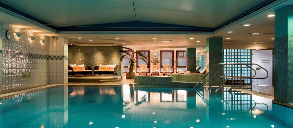 Pool view, Swimming pool