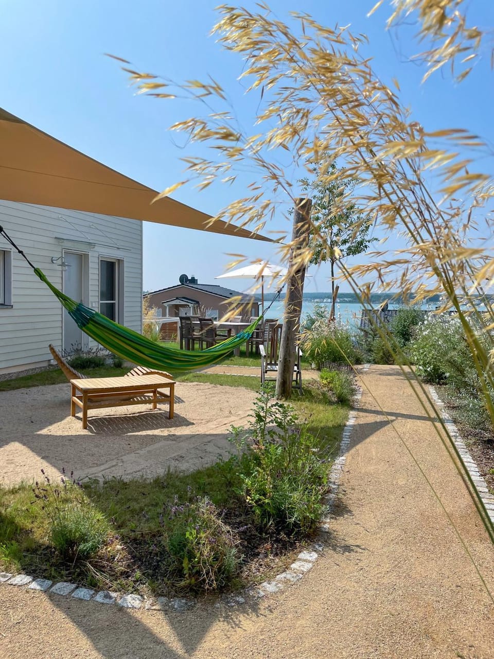 Property building, Spring, Day, Summer, Garden, Garden, Balcony/Terrace, Garden view