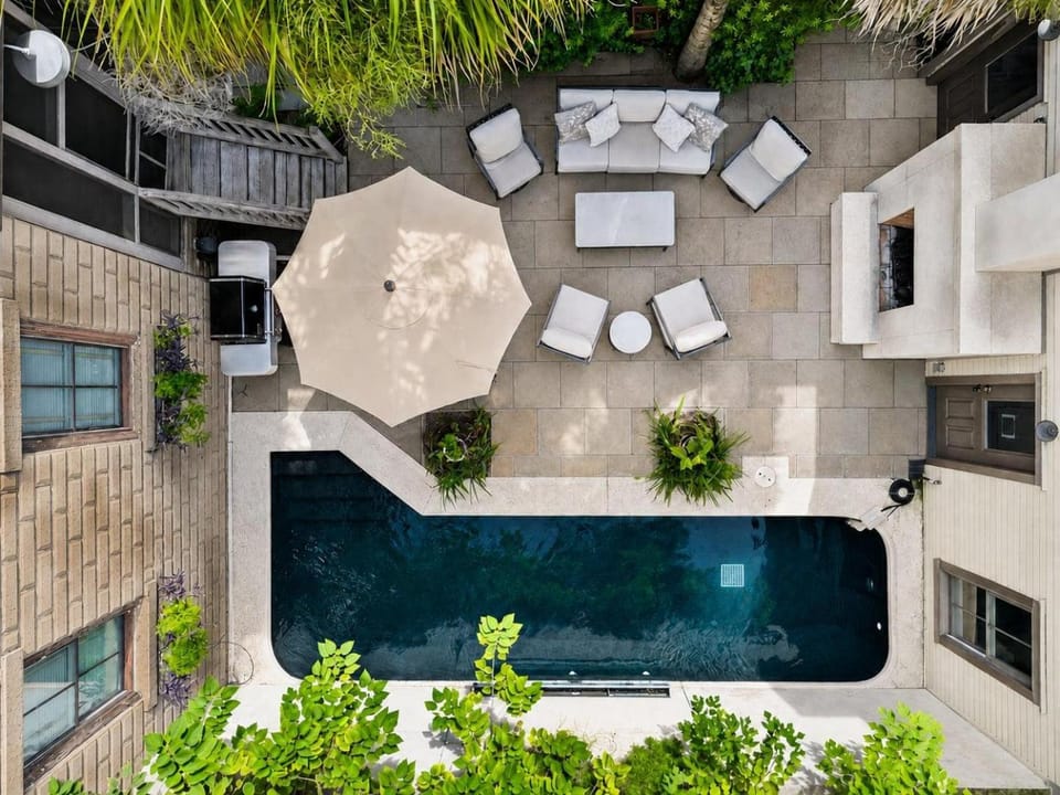 Southern Elegance Estate House in Savannah