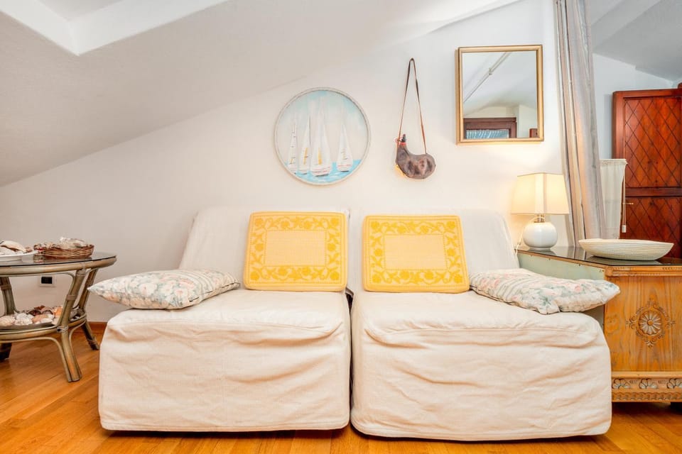 Property building, Living room, Bedroom