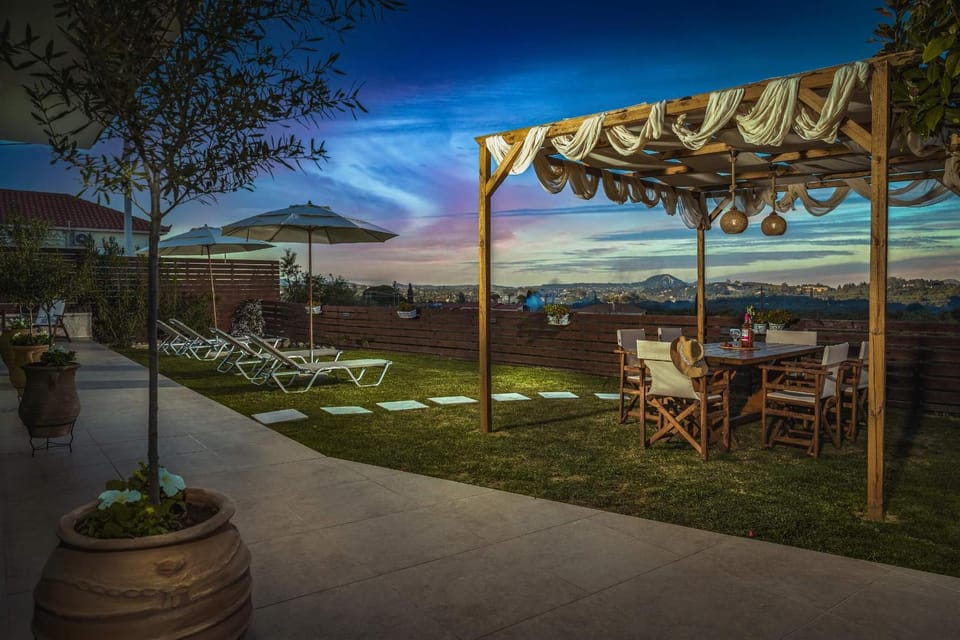 Garden, Dining area, Garden view