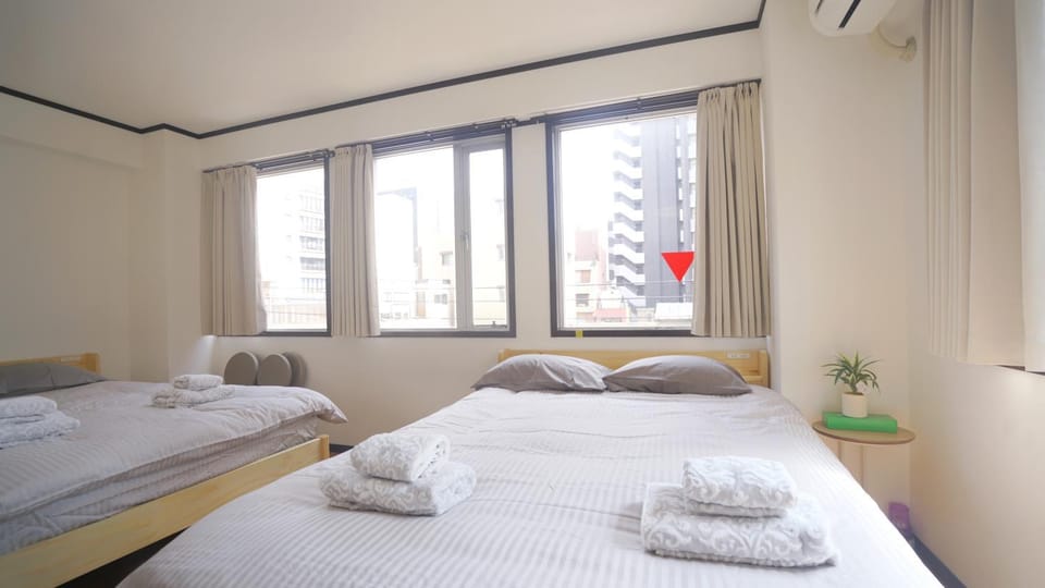 Bed, Photo of the whole room, Bedroom, towels, air conditioner