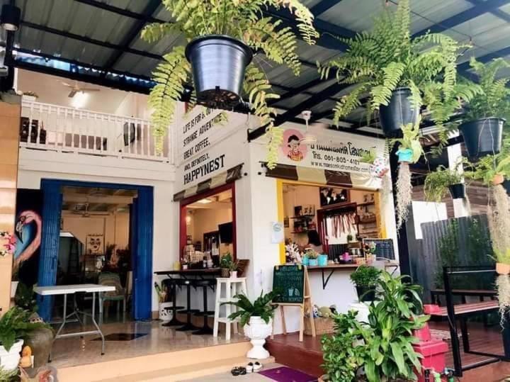 Baan Mae Somkid Homestay Hostel in Thailand