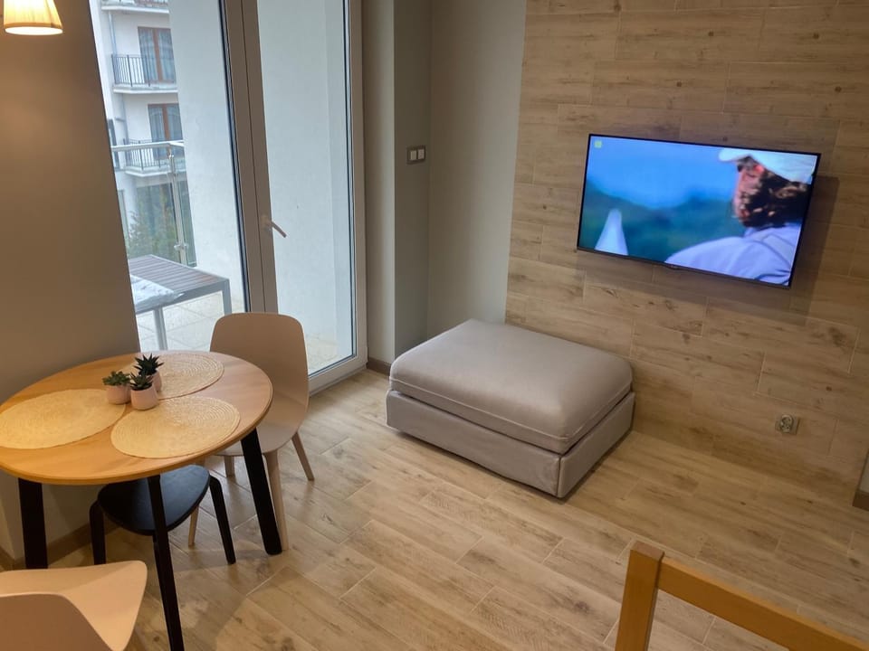 Apartament Pink Klifowa Apartment in West Pomeranian Voivodeship, Poland