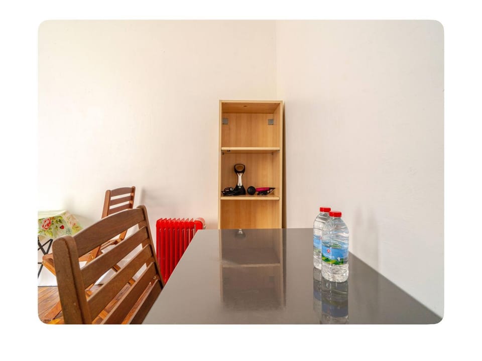 Appartement Porte De Clichy Apartment in Clichy