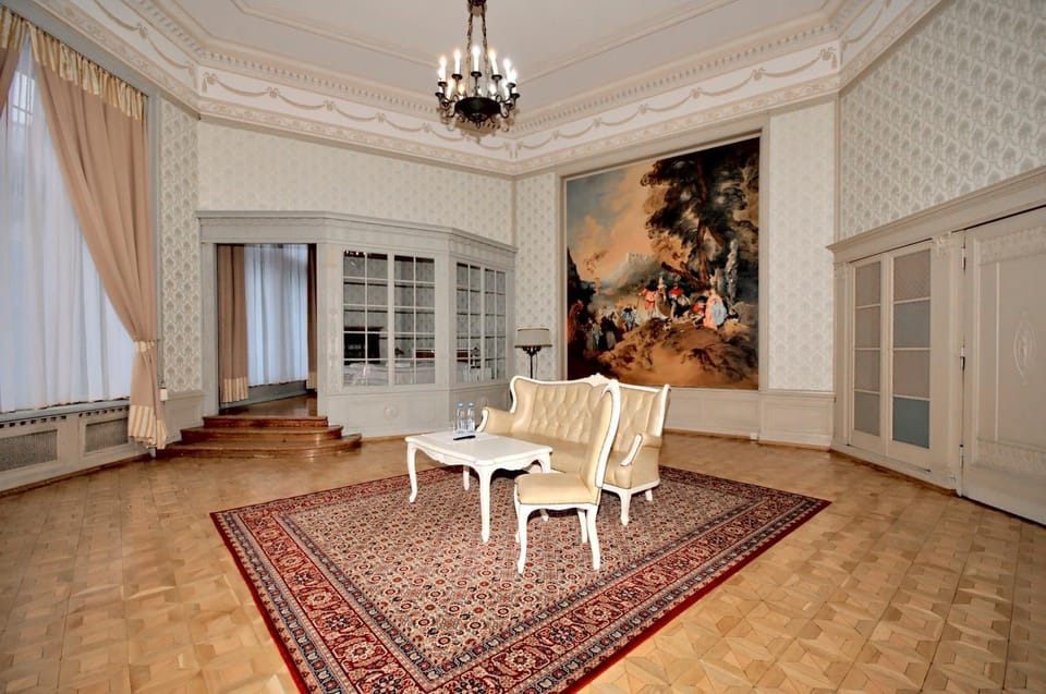 Seating area