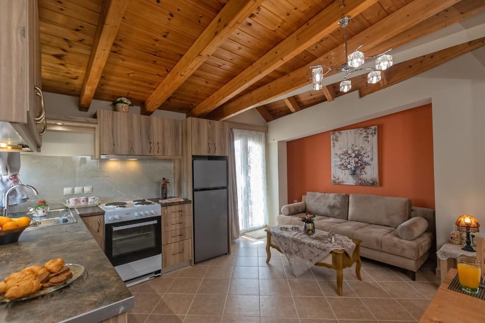 Kitchen or kitchenette, Living room, Seating area