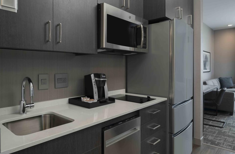 Kitchen or kitchenette