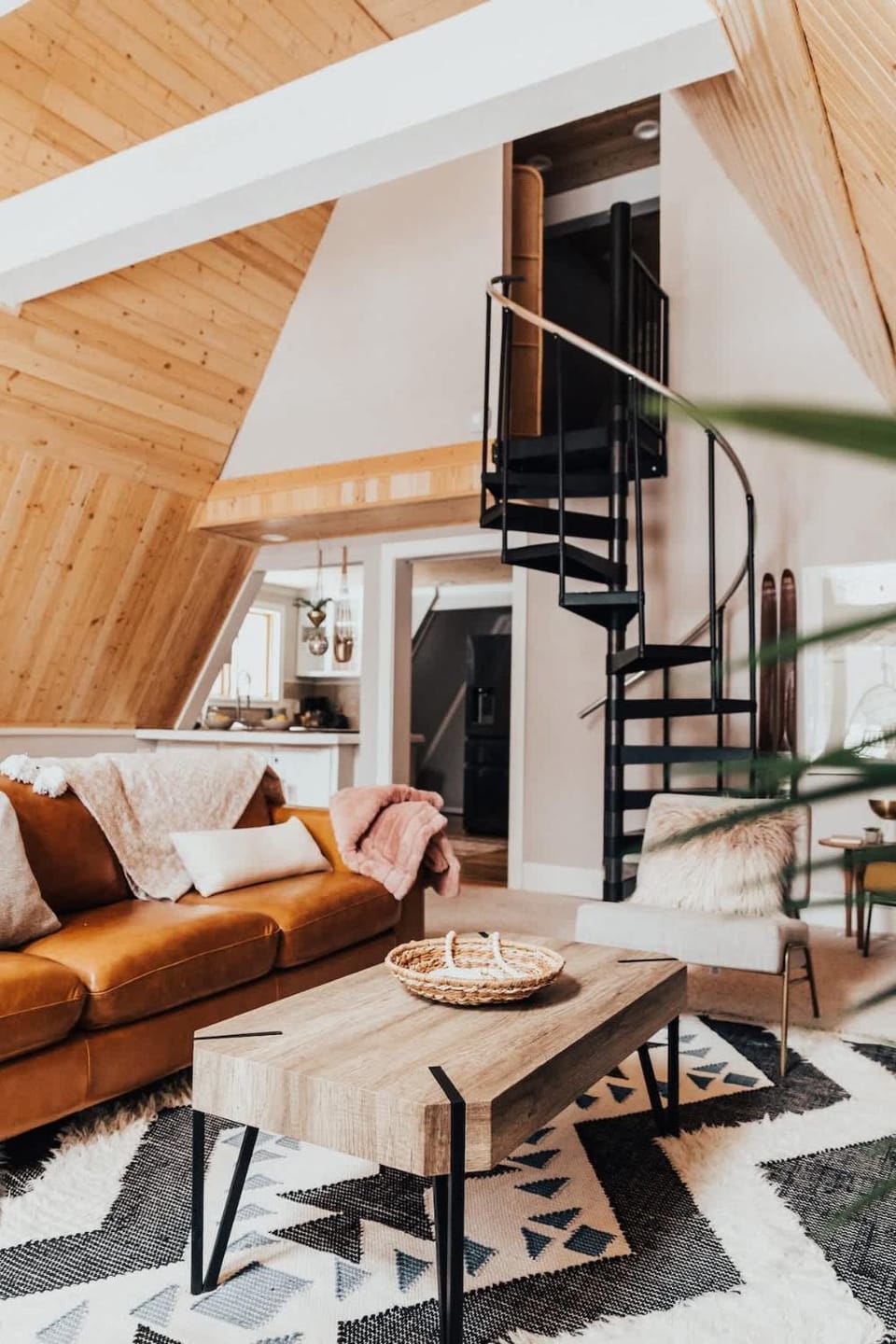 The Fox A-Frame - An Intimate Mountain Retreat House in Blue River