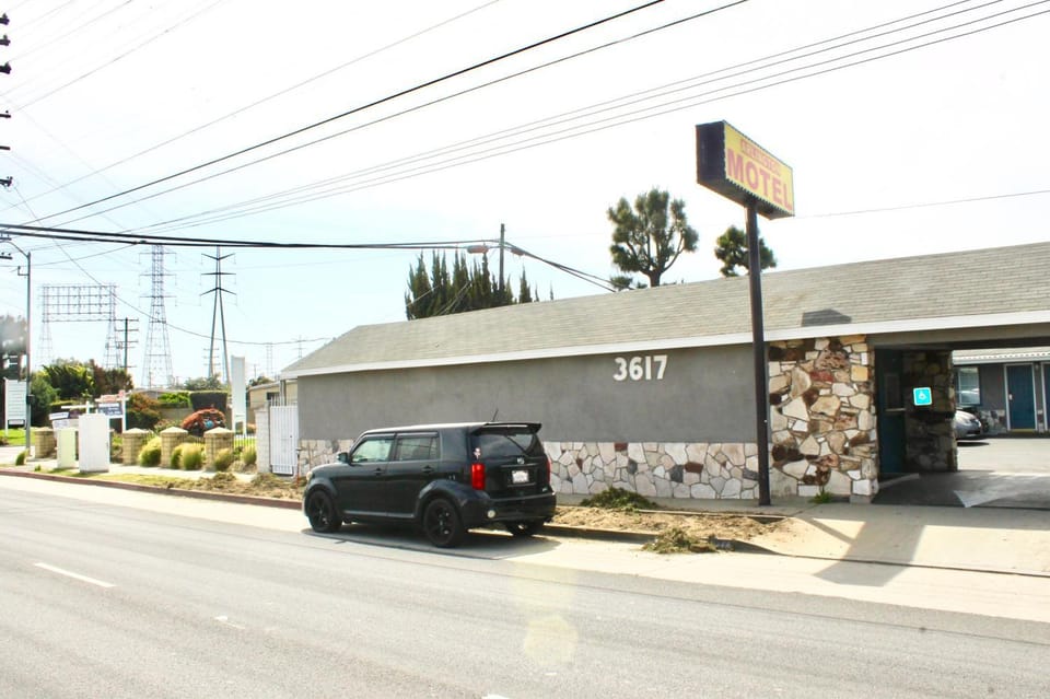 Off site, Property logo or sign, Street view