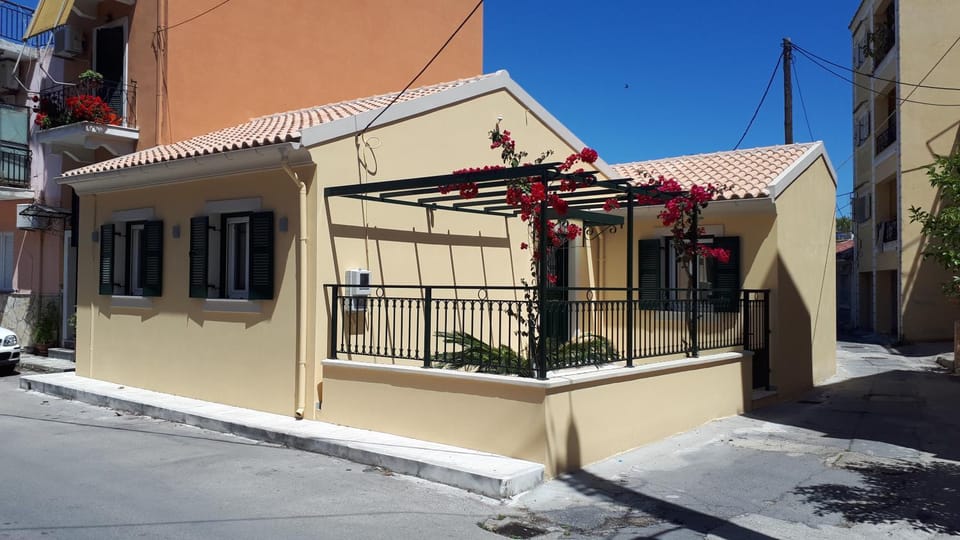 Property building, Facade/entrance, Street view