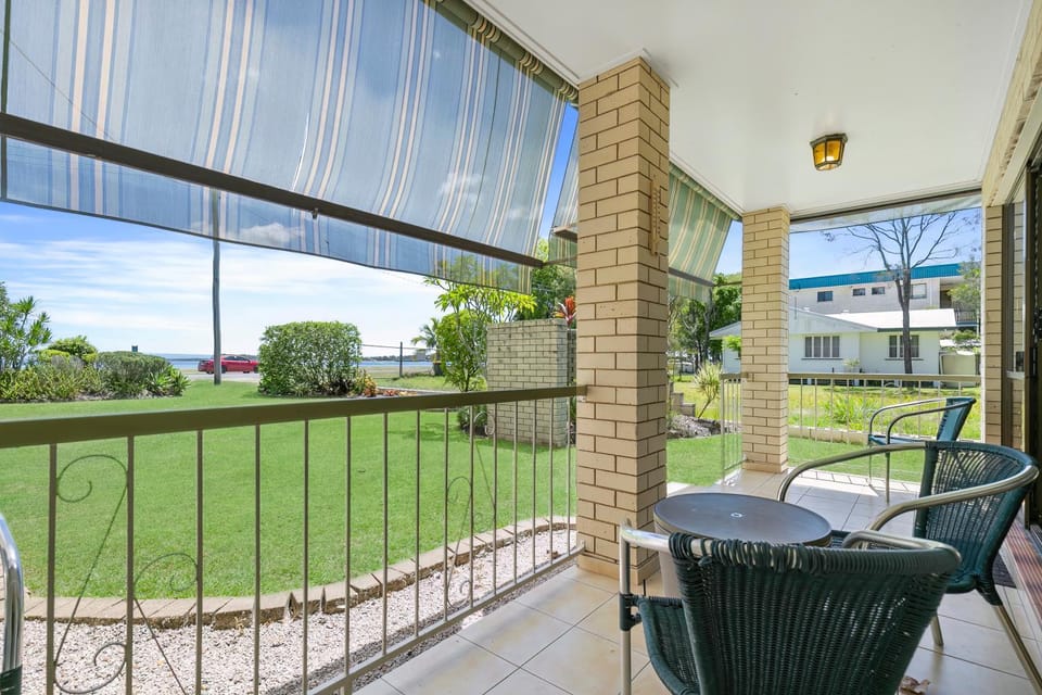 Dolphin View on South Esplanade Apartment in Woorim