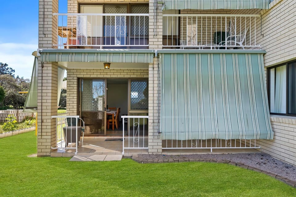 Dolphin View on South Esplanade Apartment in Woorim