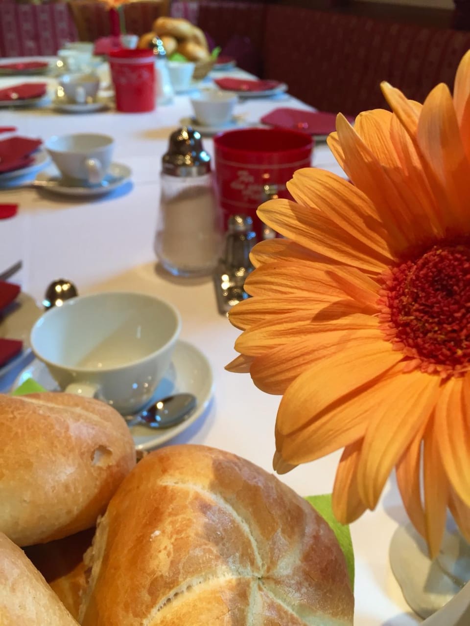 Breakfast, Buffet breakfast