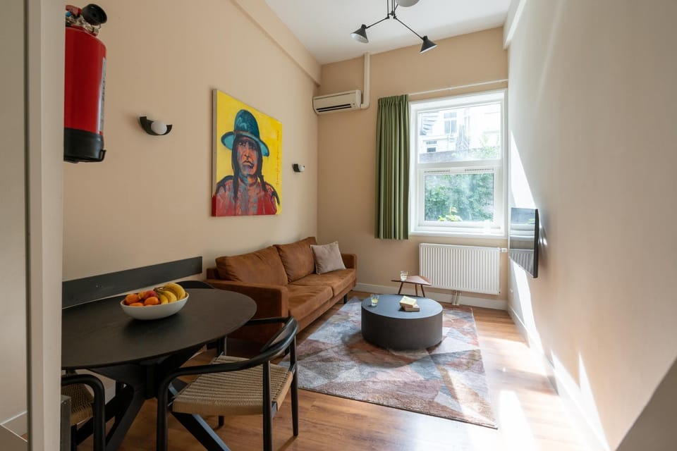 Living room, Seating area, Dining area, air conditioner