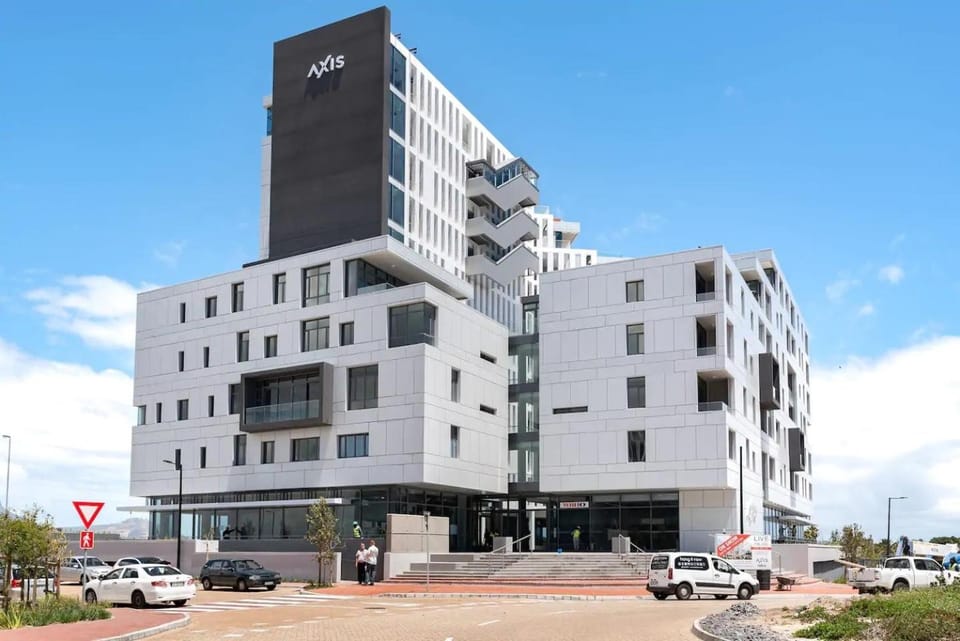 Axis - Century City Self Catering Apartment Apartment in Cape Town