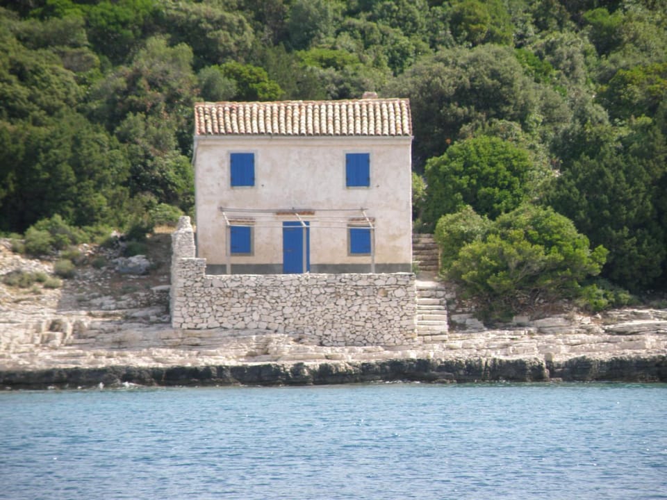 Lošinj house robinson Vinodarska, Island Lošinj House in Primorje-Gorski Kotar County