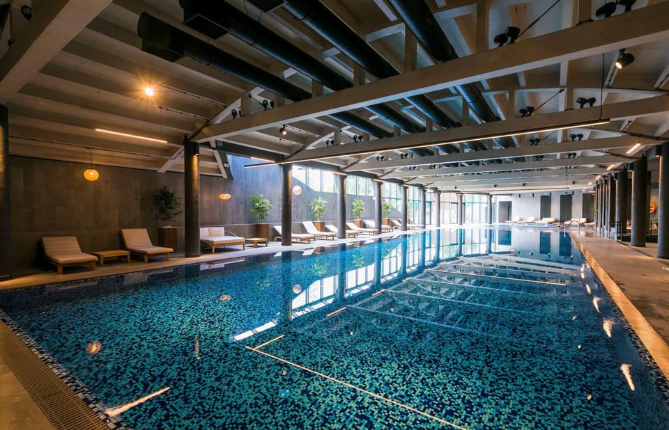 Activities, On site, Pool view, Swimming pool