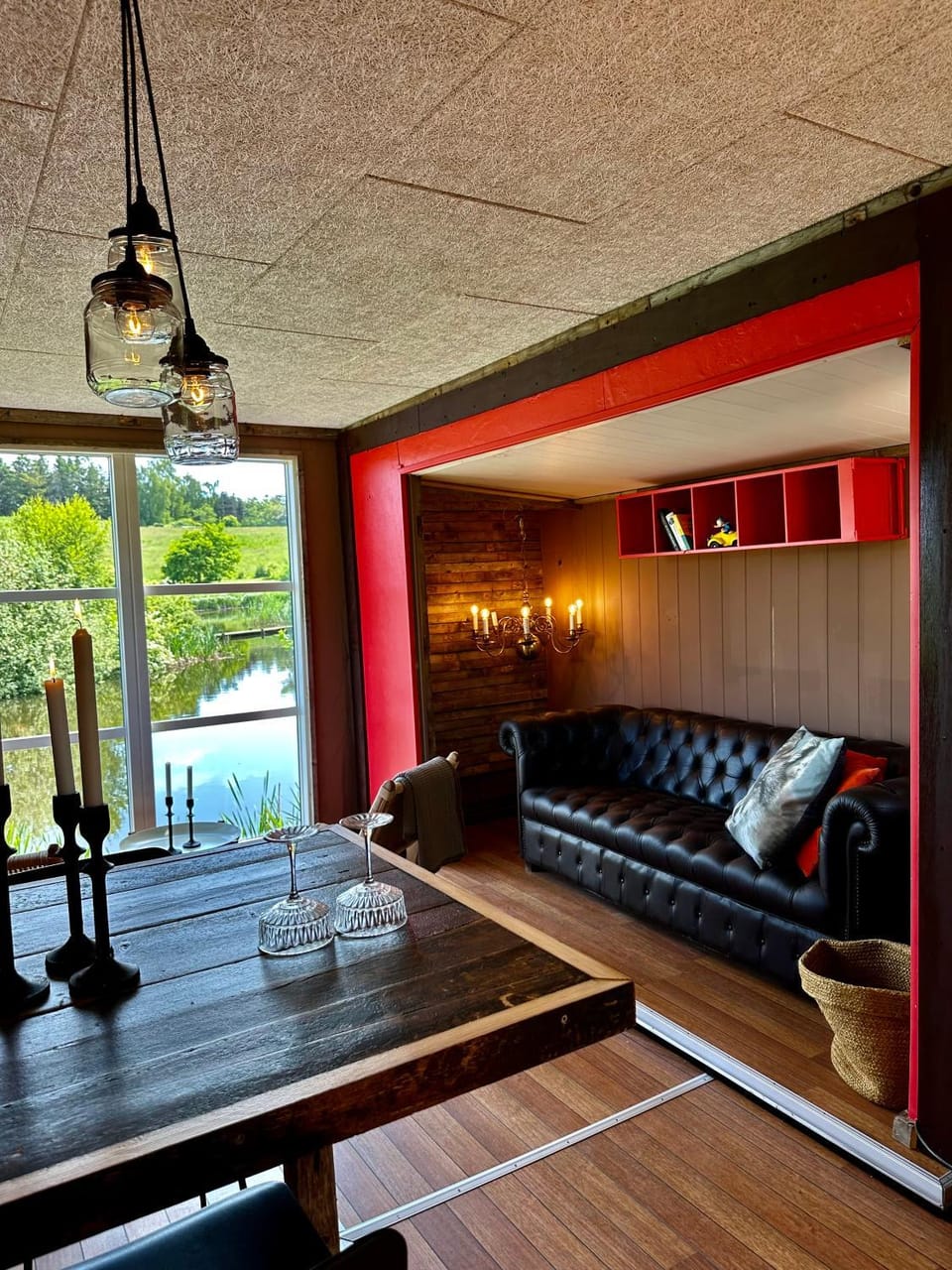 Living room, Lounge or bar, Seating area, Dining area